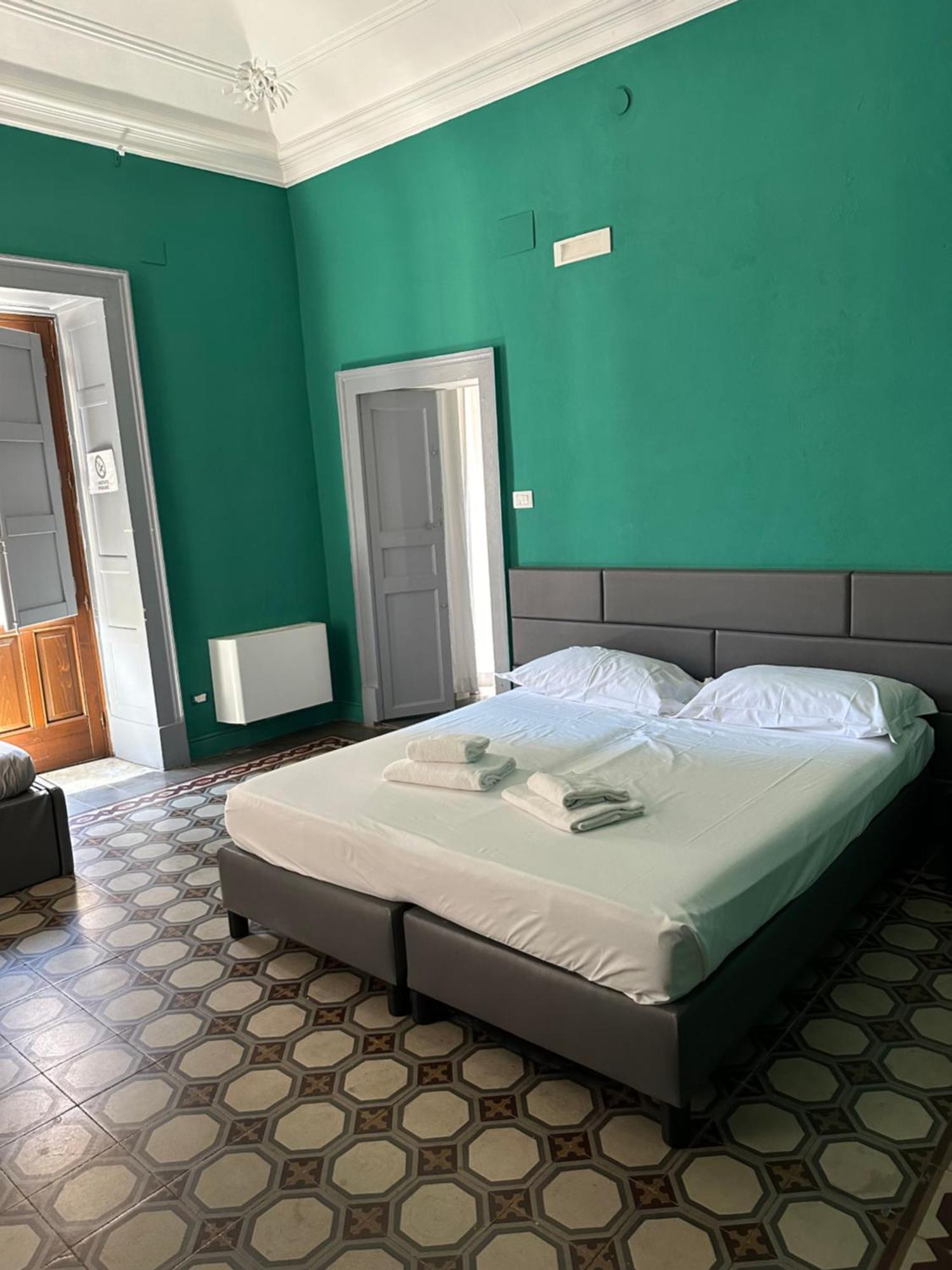 Agatha Cosy Hotel Catania Ngoại thất bức ảnh
